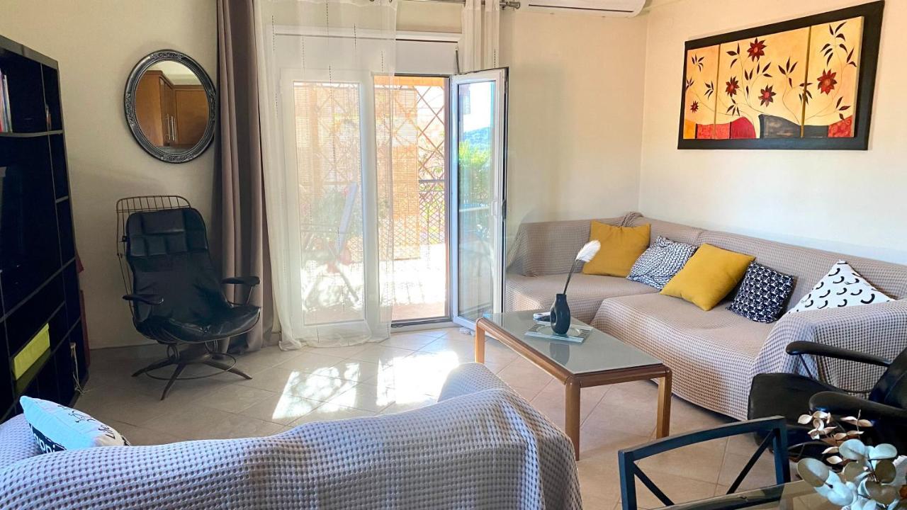 Apartment Lenasapartment Valanidorachi